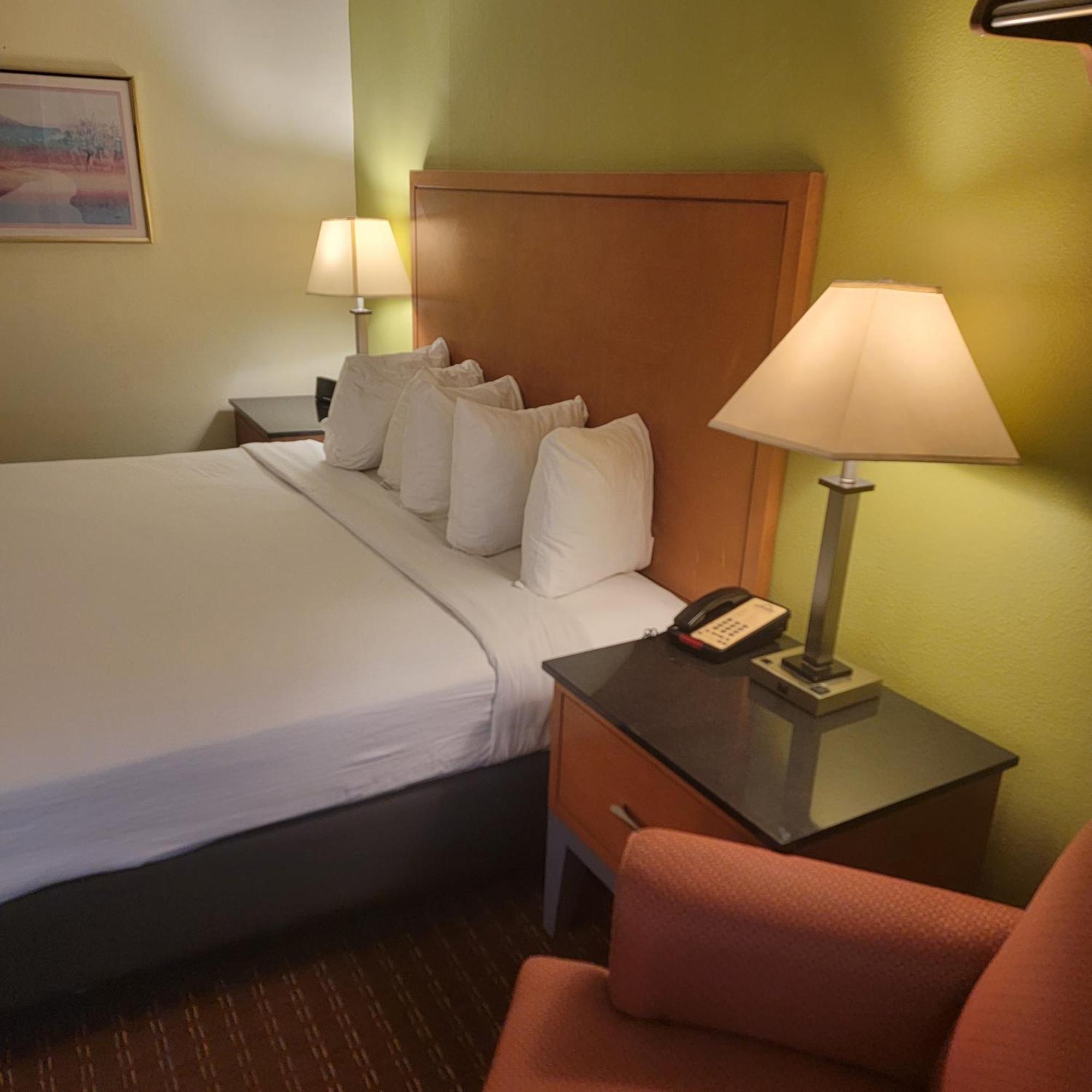 Days Inn By Wyndham Fort Dodge Eksteriør bilde