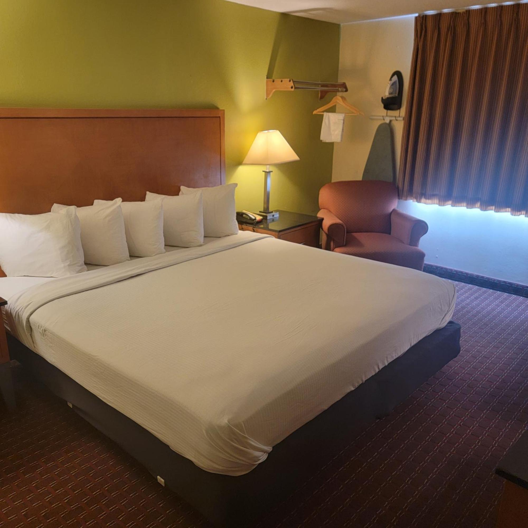 Days Inn By Wyndham Fort Dodge Eksteriør bilde