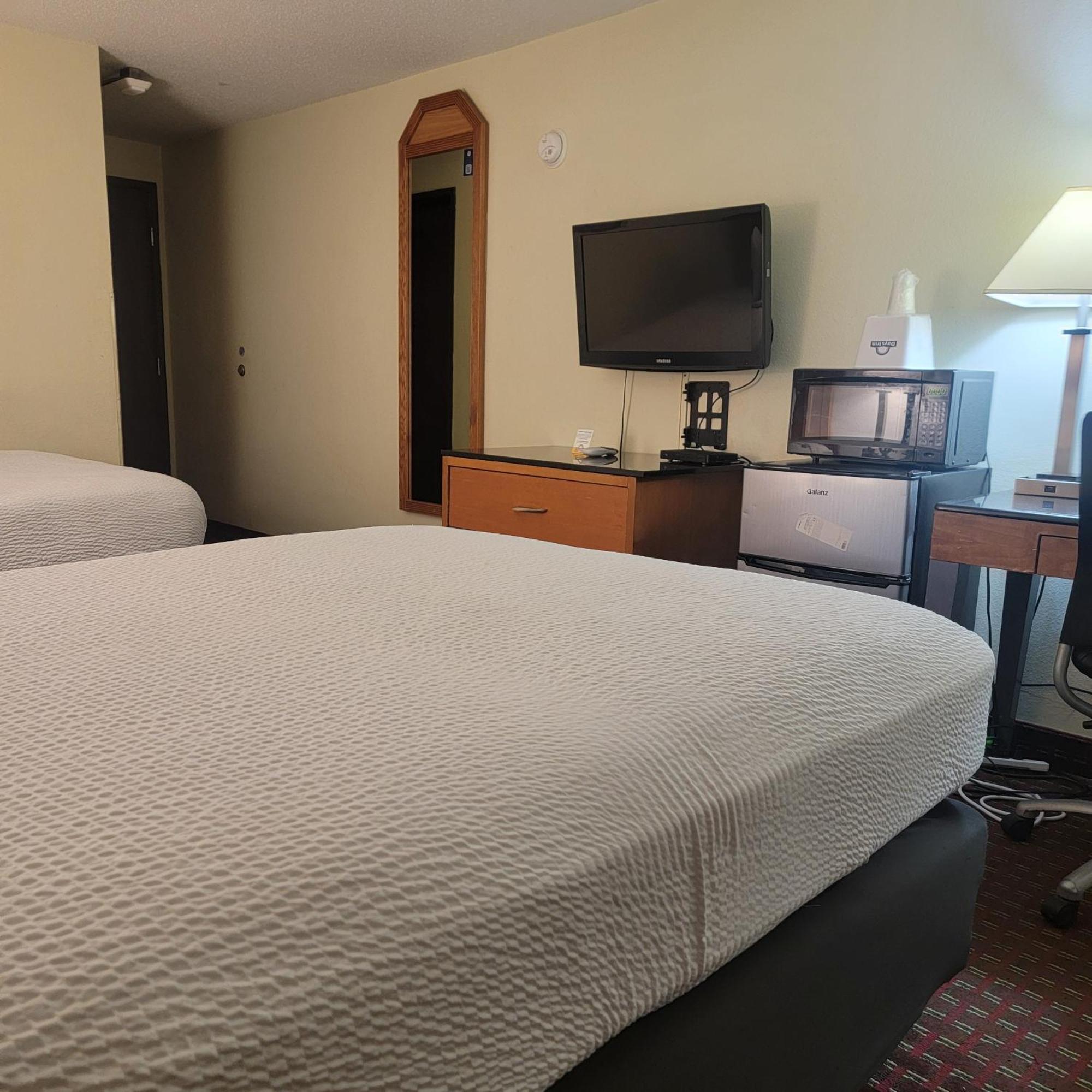 Days Inn By Wyndham Fort Dodge Eksteriør bilde