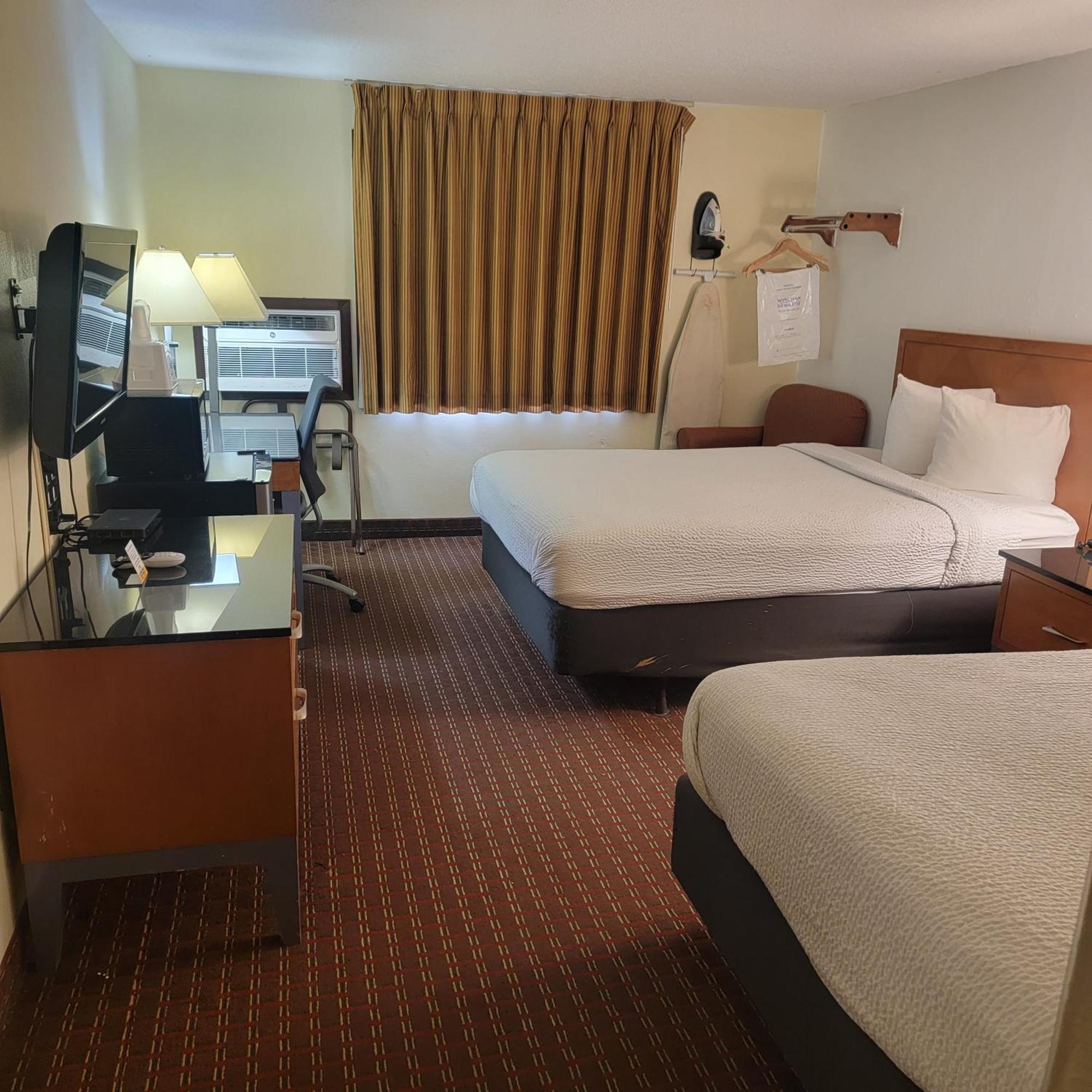 Days Inn By Wyndham Fort Dodge Eksteriør bilde